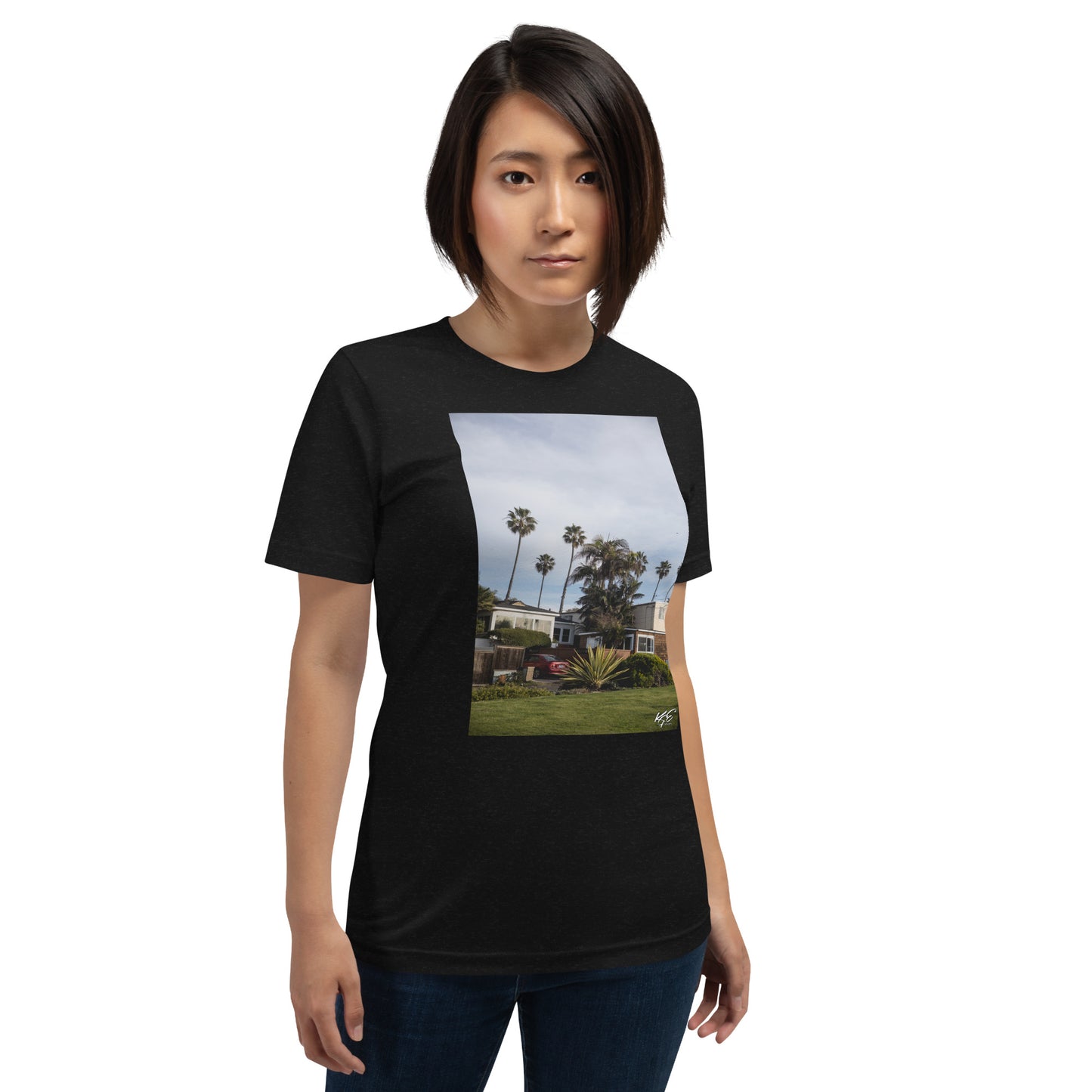 KGE Photography | Coast Line living | Premium Tee