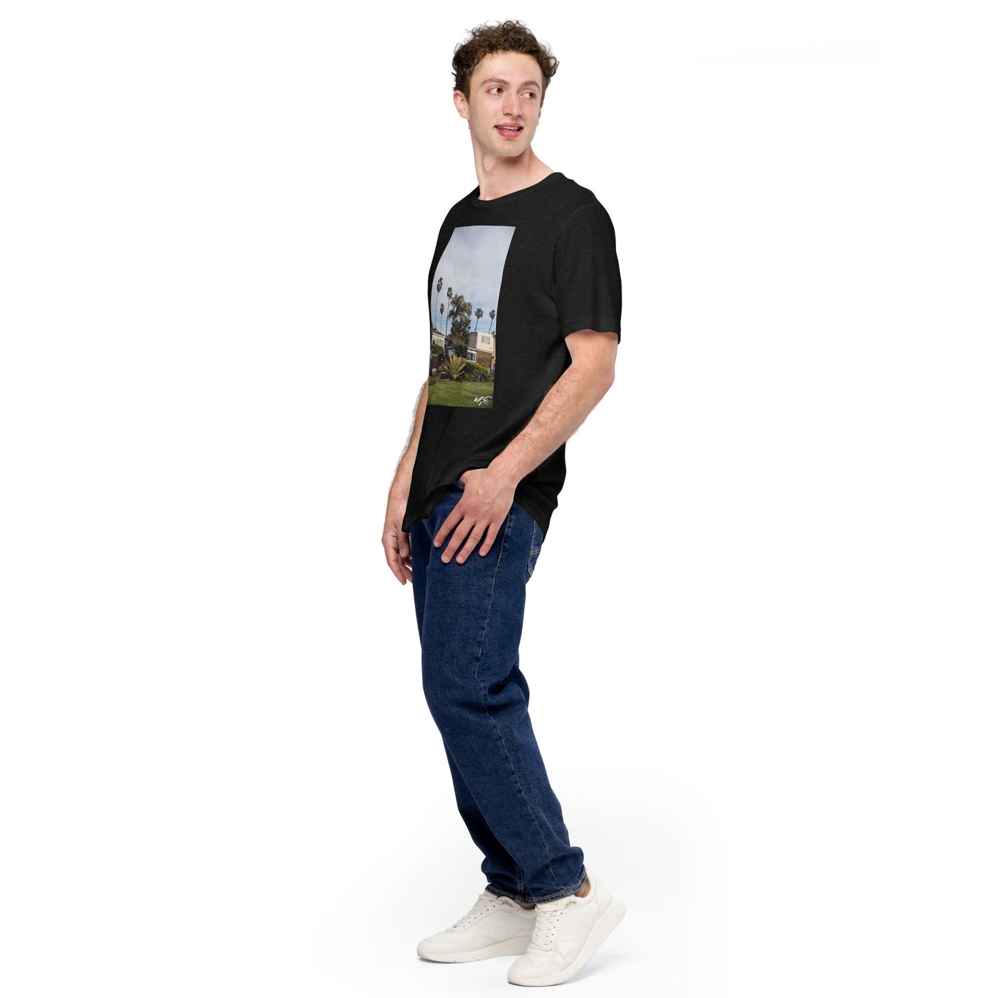 KGE Photography | Coast Line living | Premium Tee